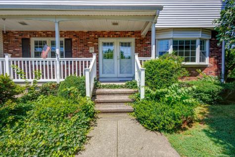 55 Country Hills Road Hamden CT 06514