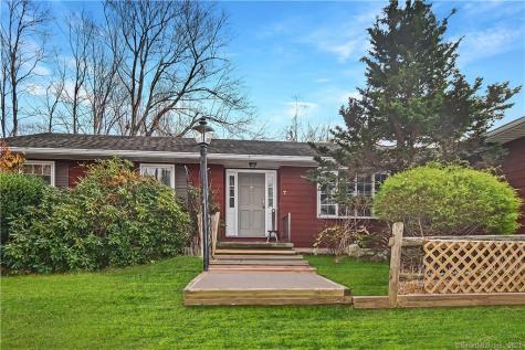 7 White Pine Drive Brookfield CT 06804