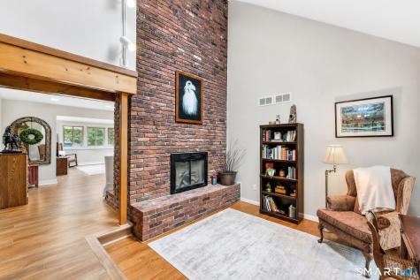 14 Northgate Simsbury CT 06070