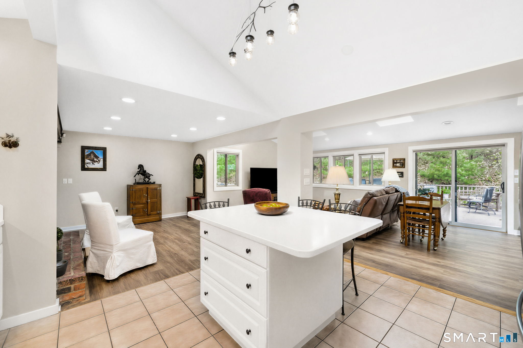 14 Northgate Simsbury CT 06070