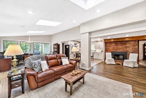 14 Northgate Simsbury CT 06070