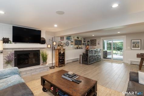 952 Maple Hill Road Guilford CT 06437