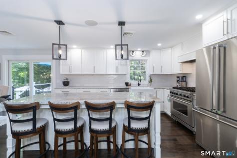 952 Maple Hill Road Guilford CT 06437