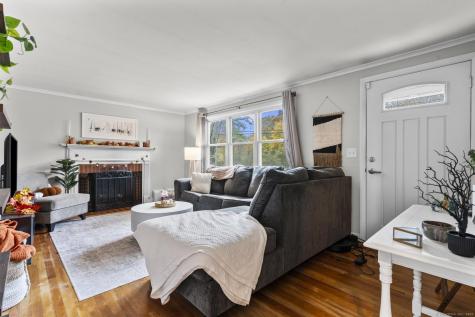 1196 Trout Brook Drive West Hartford CT 06119