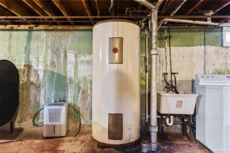 1196 Trout Brook Drive West Hartford CT 06119