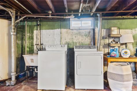 1196 Trout Brook Drive West Hartford CT 06119