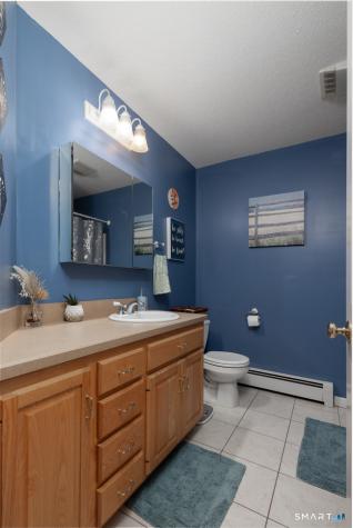 31 Hawks Landing Hebron CT 06231