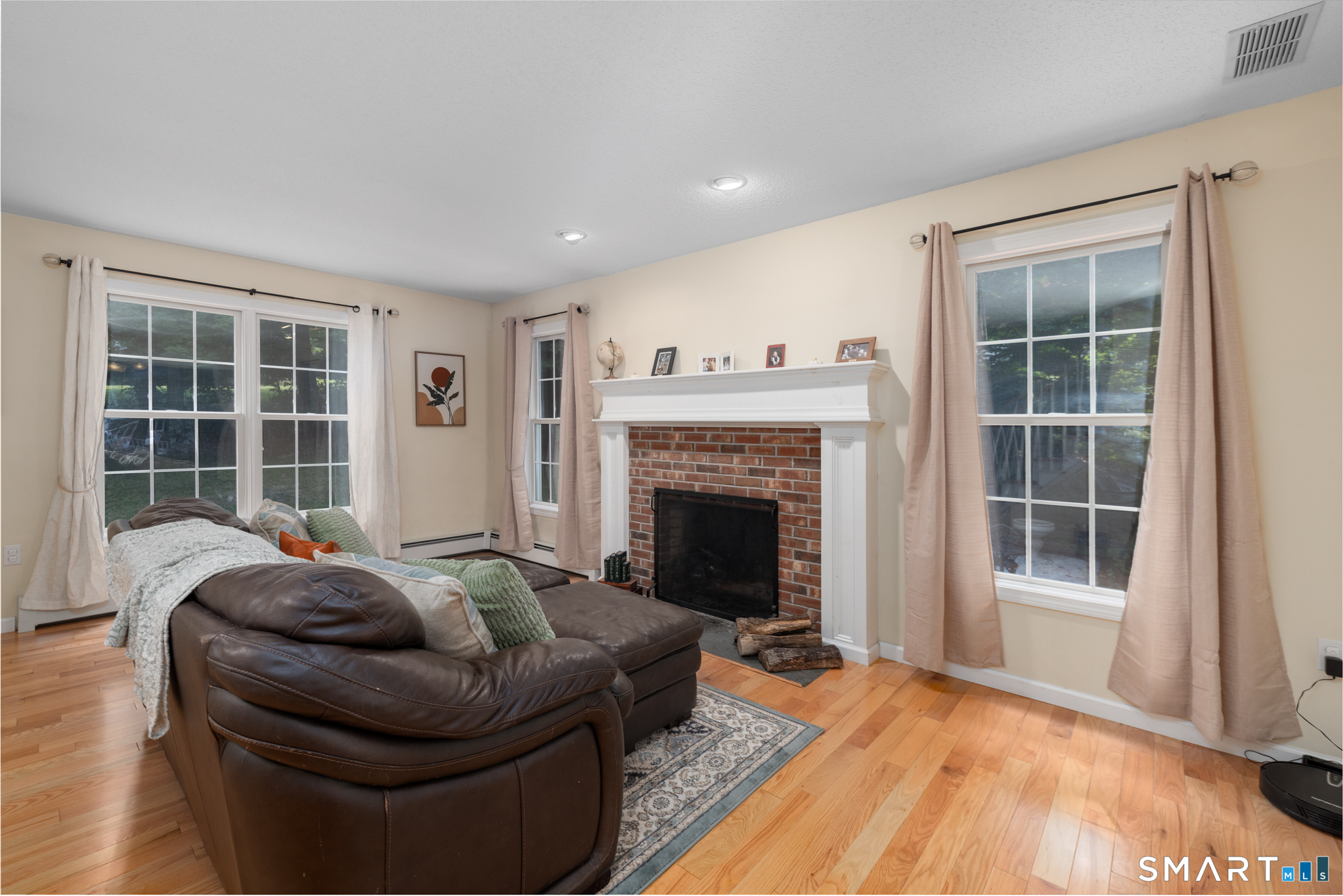 31 Hawks Landing Hebron CT 06231