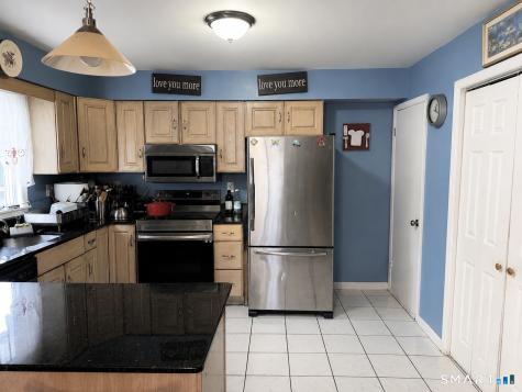 176 Magnolia Street Bridgeport CT 06610