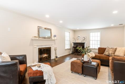 7 Hadley Drive Avon CT 06001