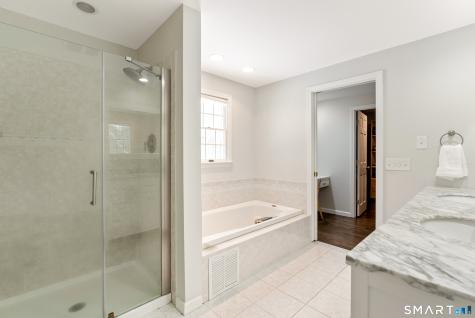 7 Hadley Drive Avon CT 06001