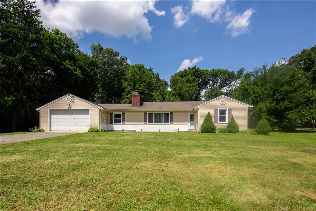 12 Horseshoe Drive Danbury CT 06811