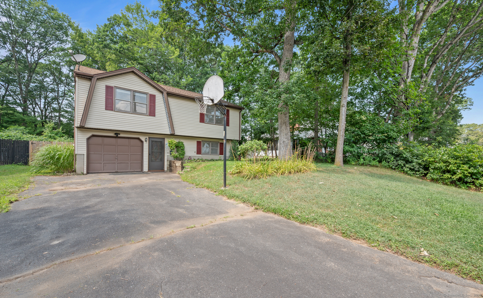 212 Rockwell Avenue Bristol CT 06010