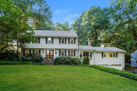 25 Copplestone Road Avon CT 06001