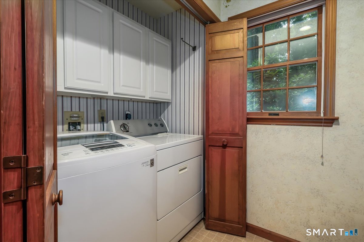 21 Farm Road Sherman CT 06784