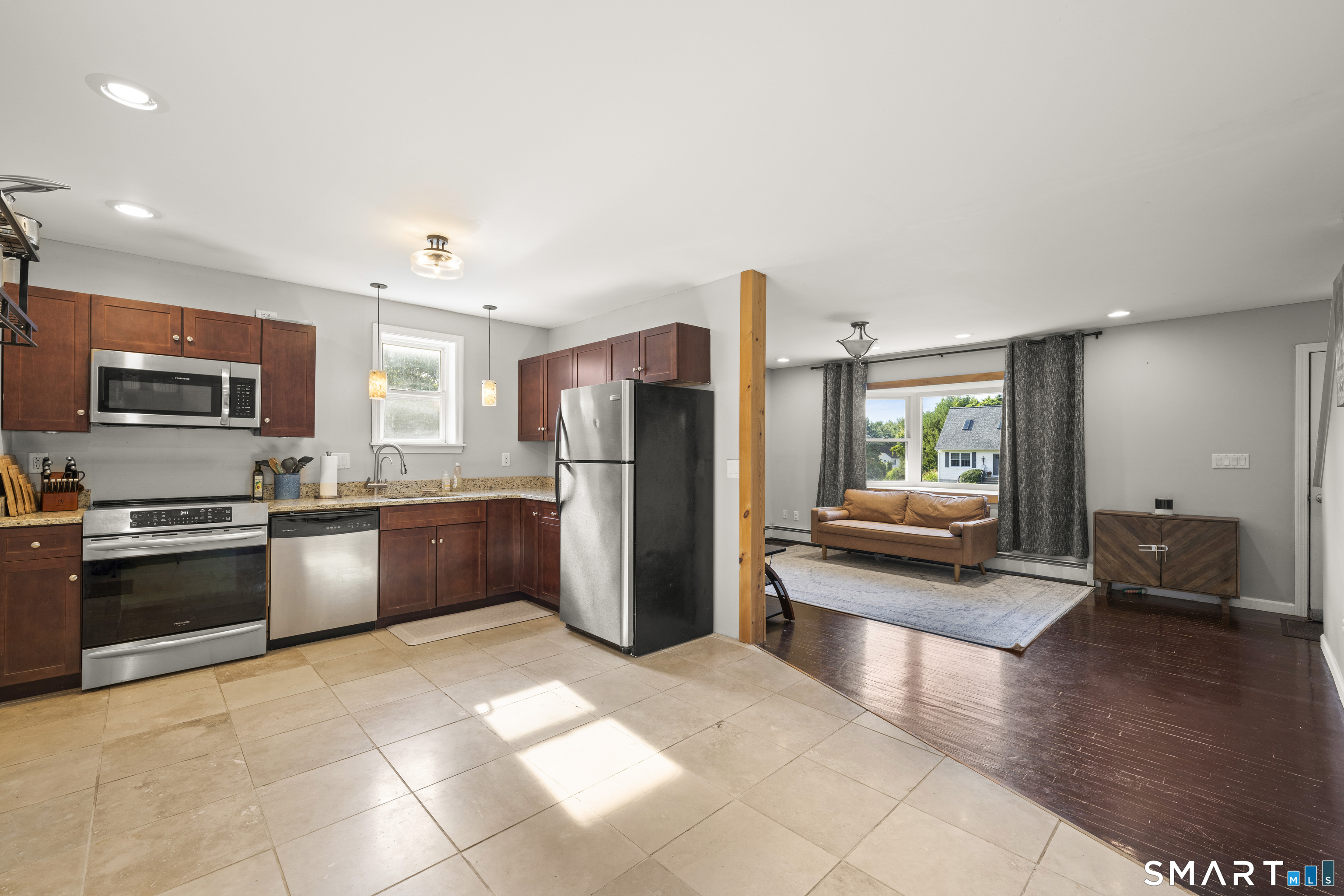 24 Greenfarms Lane Manchester CT 06040