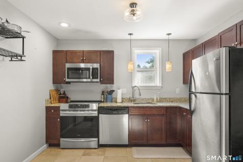 24 Greenfarms Lane Manchester CT 06040