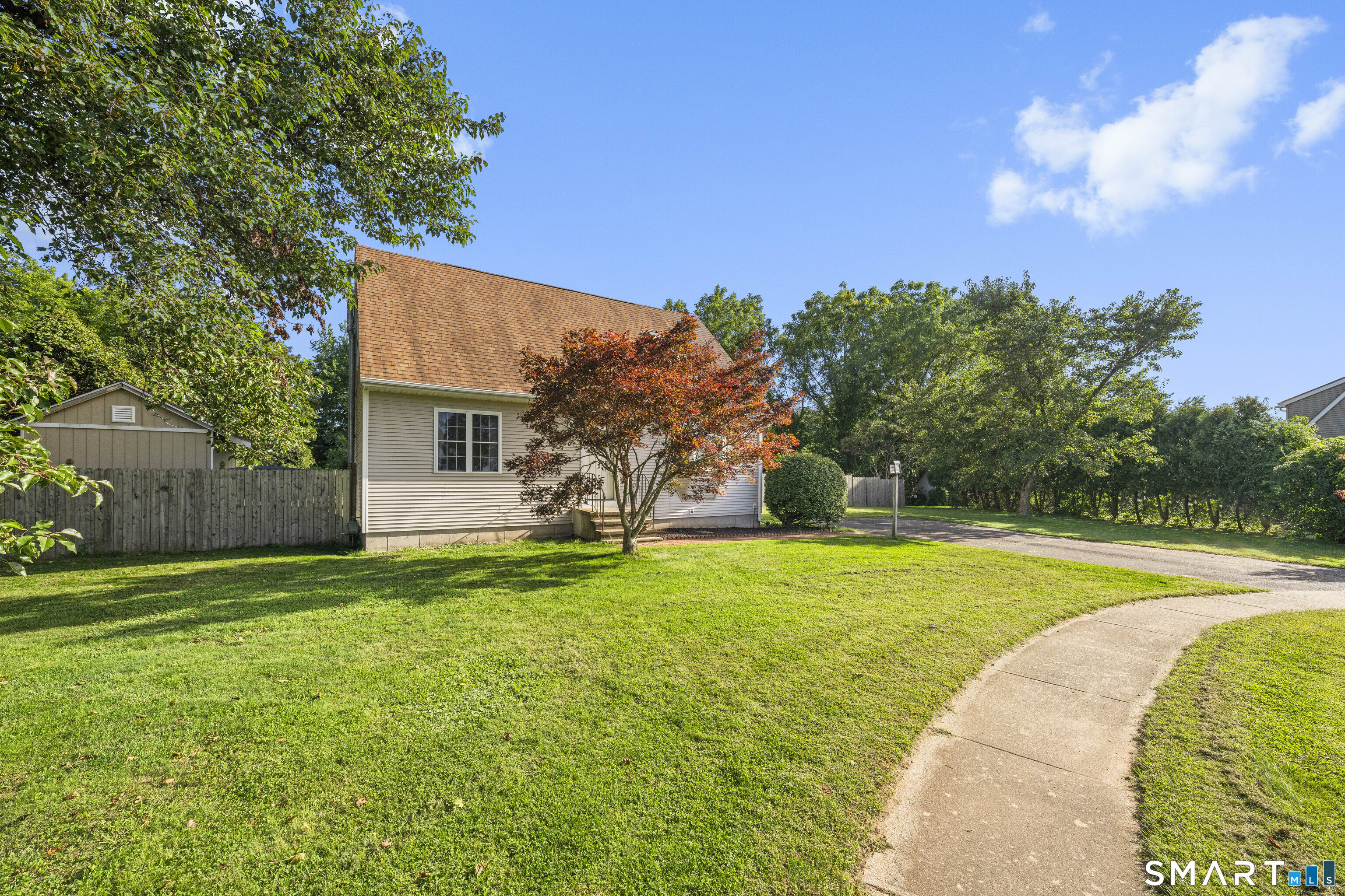24 Greenfarms Lane Manchester CT 06040