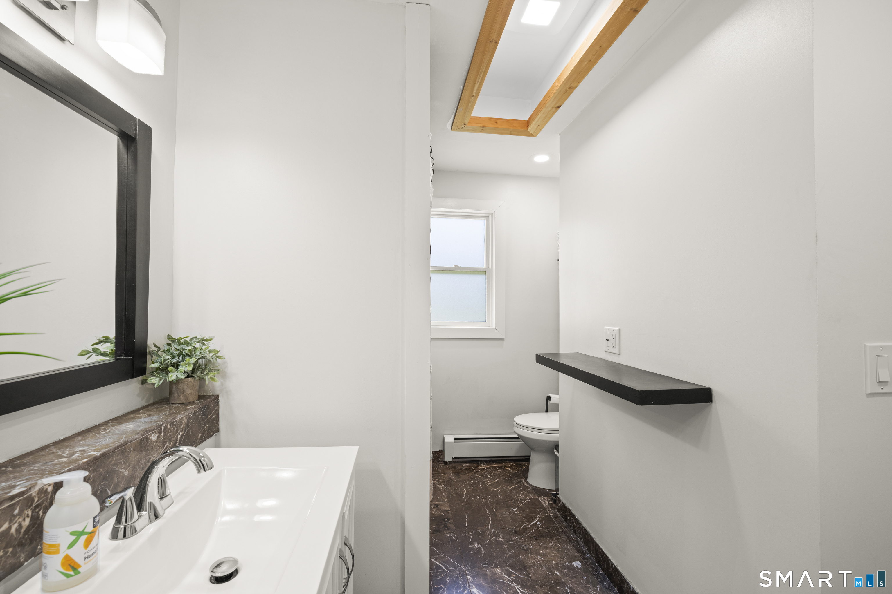 24 Greenfarms Lane Manchester CT 06040
