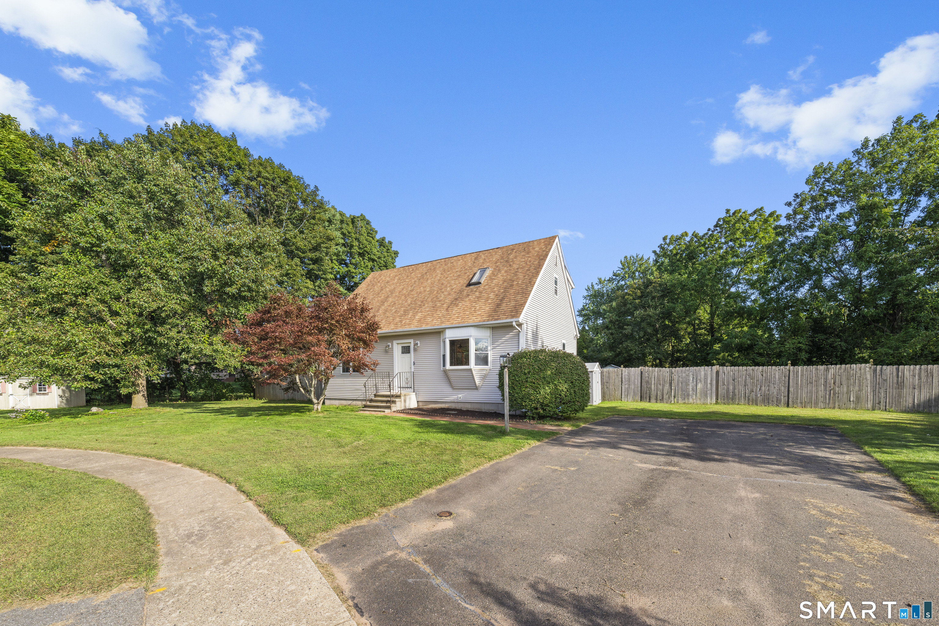 24 Greenfarms Lane Manchester CT 06040