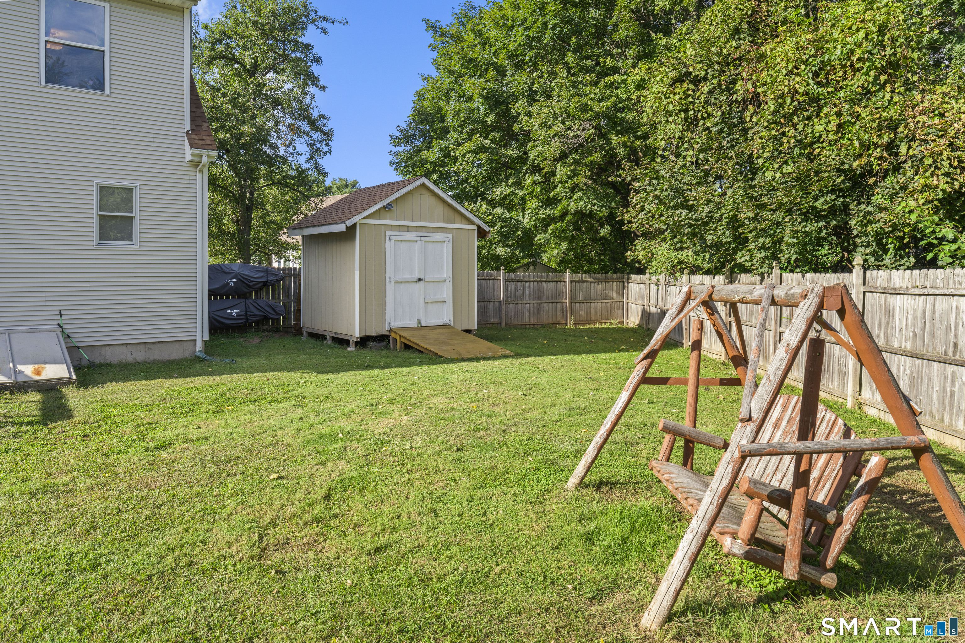 24 Greenfarms Lane Manchester CT 06040