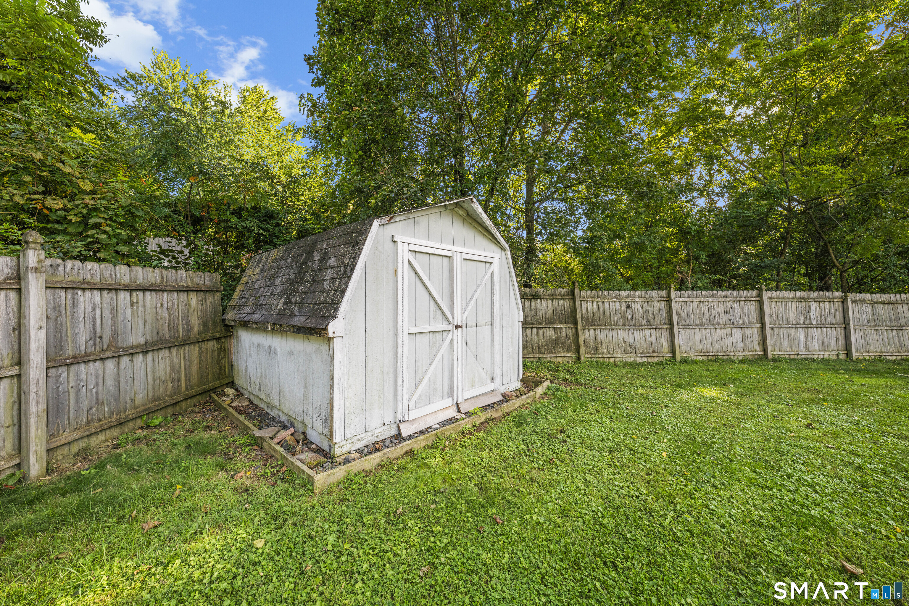 24 Greenfarms Lane Manchester CT 06040