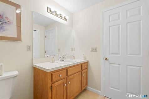 40 Austin Circle South Windsor CT 06074