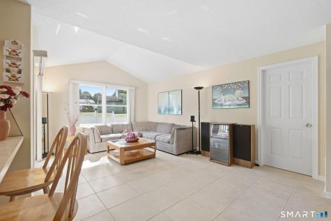40 Austin Circle South Windsor CT 06074