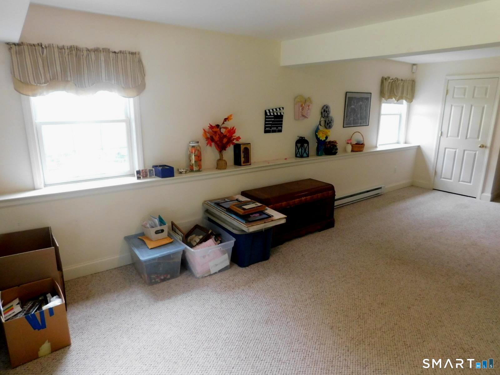 34 Connecticut Avenue Southington CT 06489