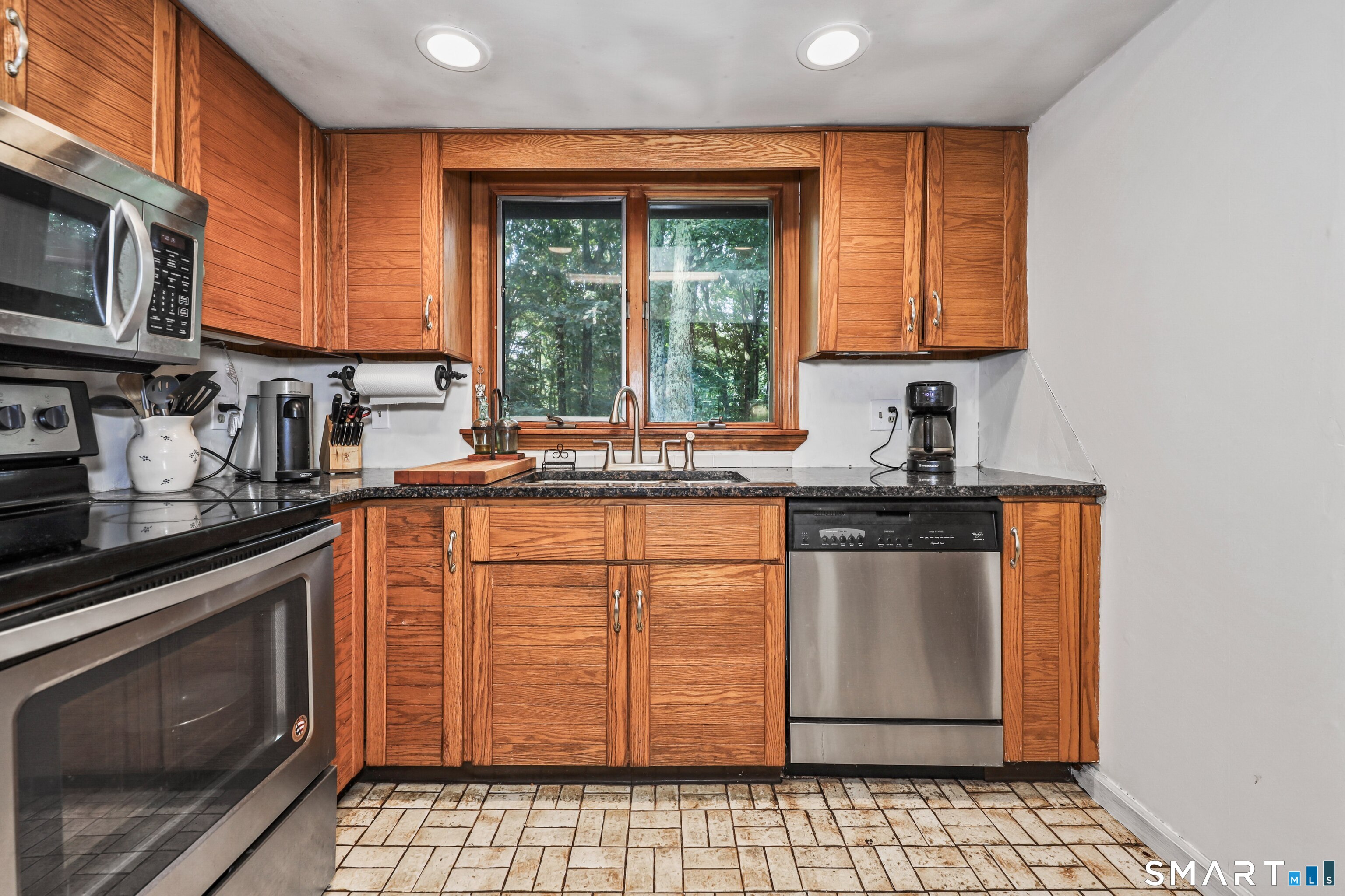 459 Bayberry Drive Thomaston CT 06787