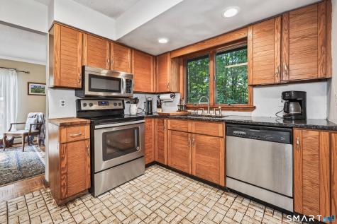 459 Bayberry Drive Thomaston CT 06787