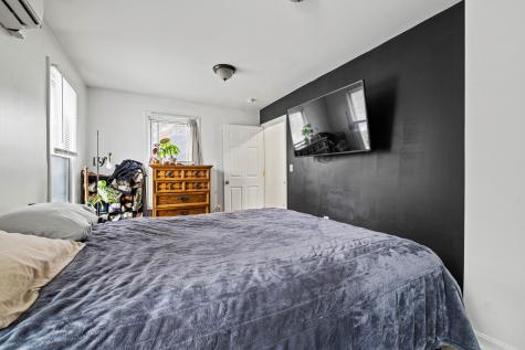 28 Baltic Street Norwich CT 06360