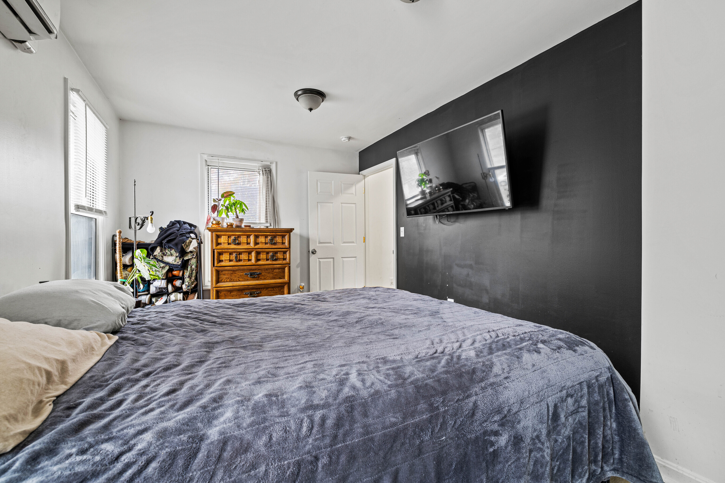 28 Baltic Street Norwich CT 06360