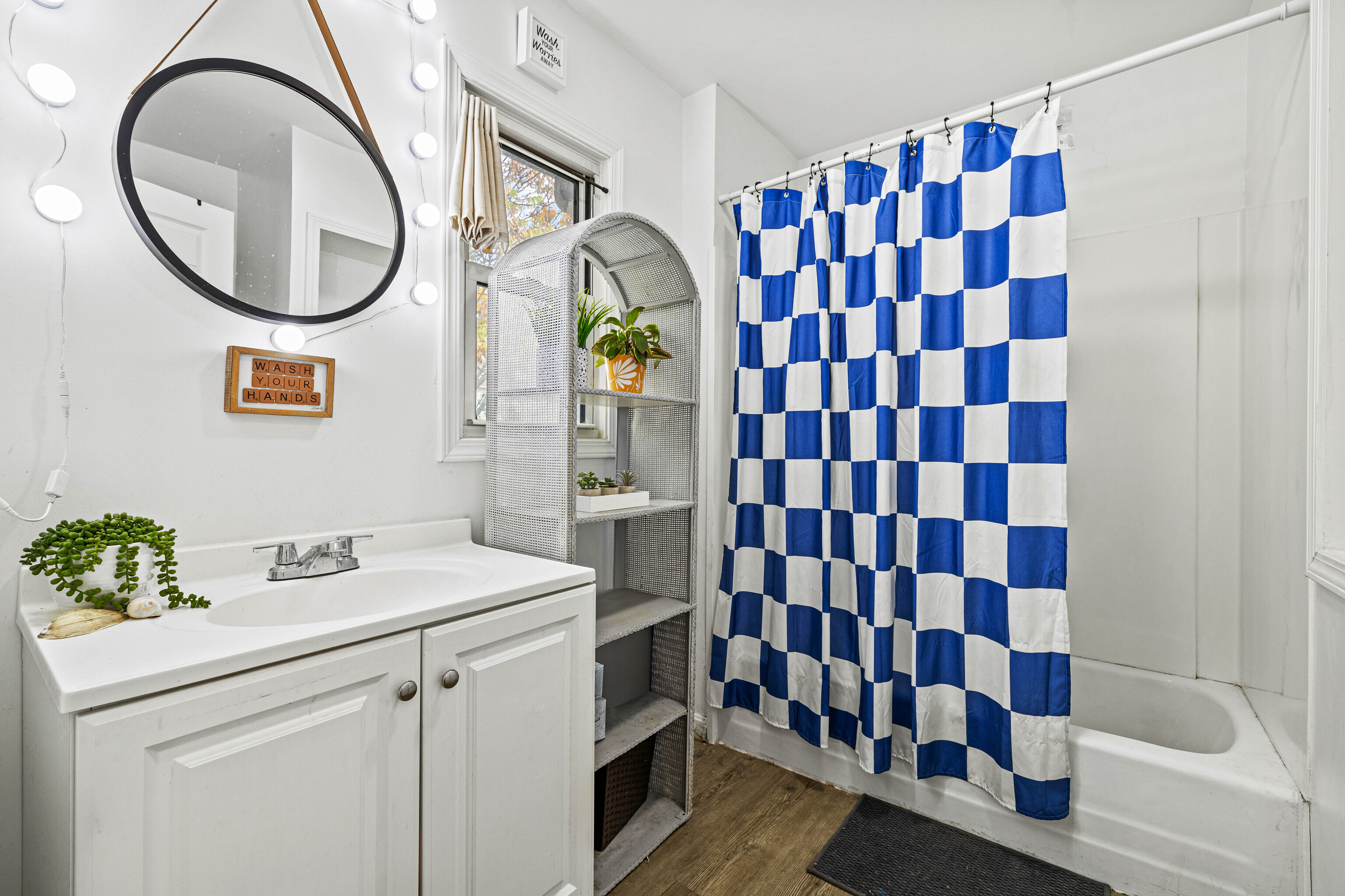 28 Baltic Street Norwich CT 06360