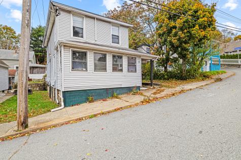 28 Baltic Street Norwich CT 06360