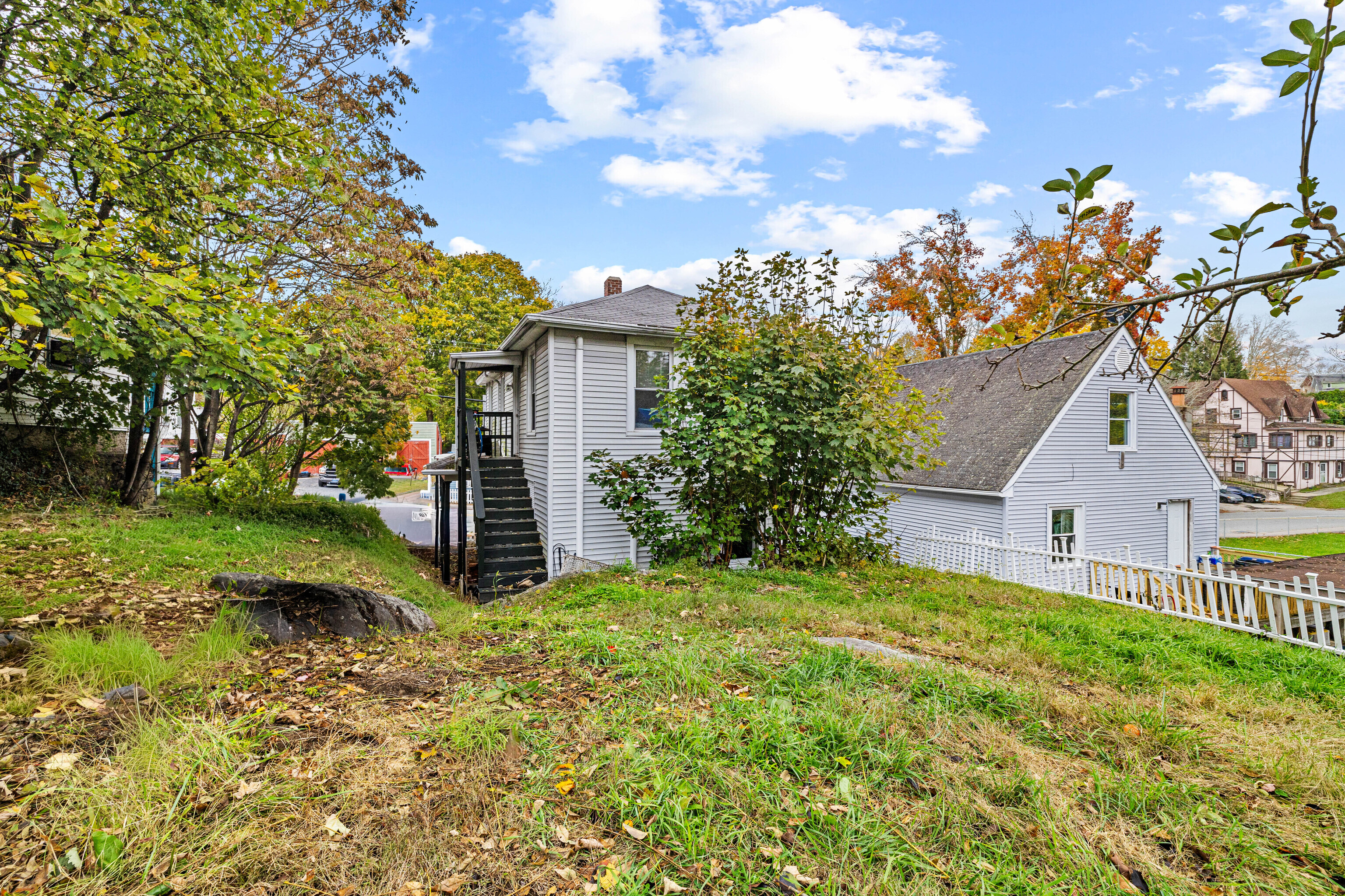 28 Baltic Street Norwich CT 06360