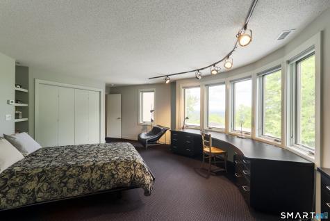 46 Balfour Drive West Hartford CT 06117
