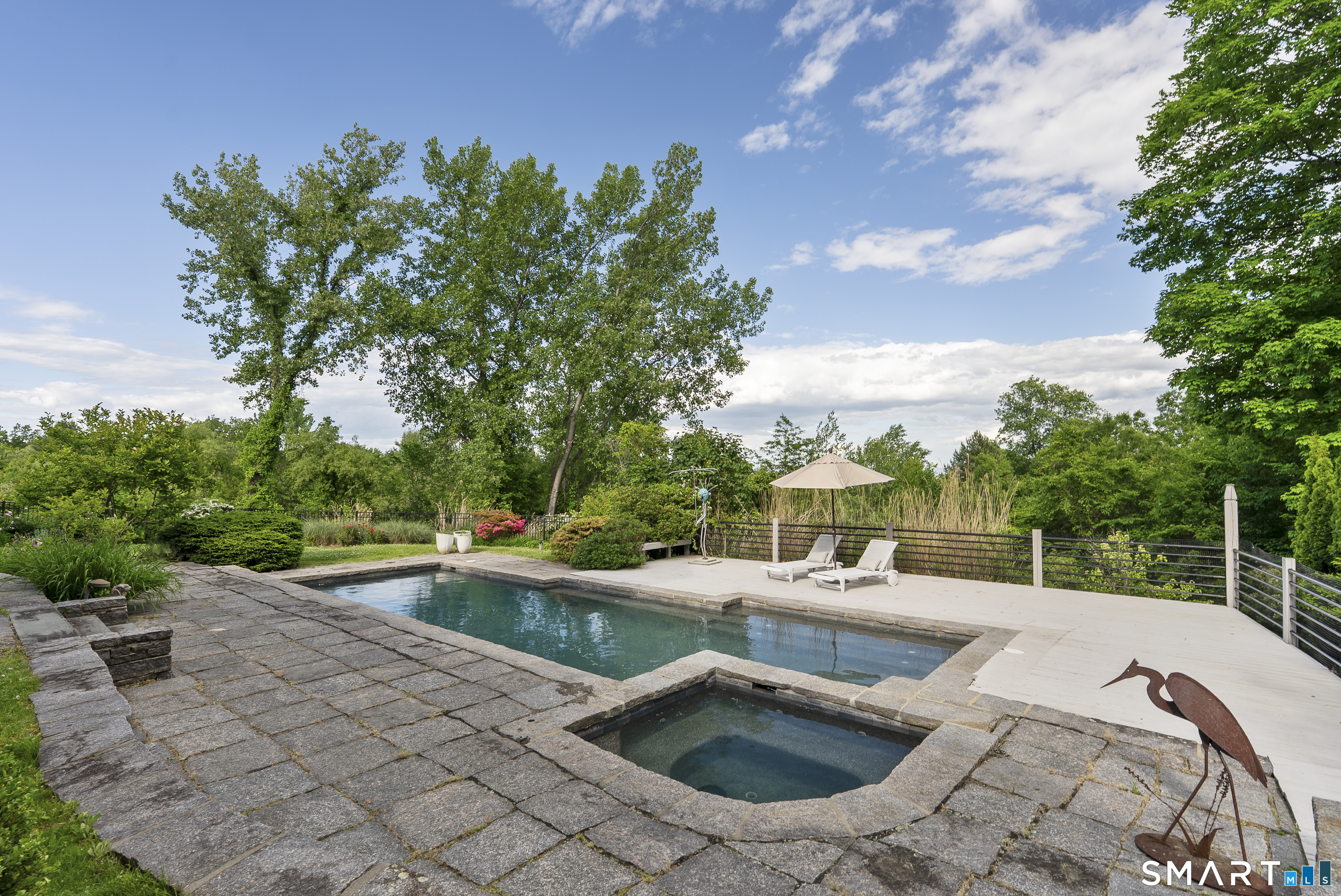 46 Balfour Drive West Hartford CT 06117