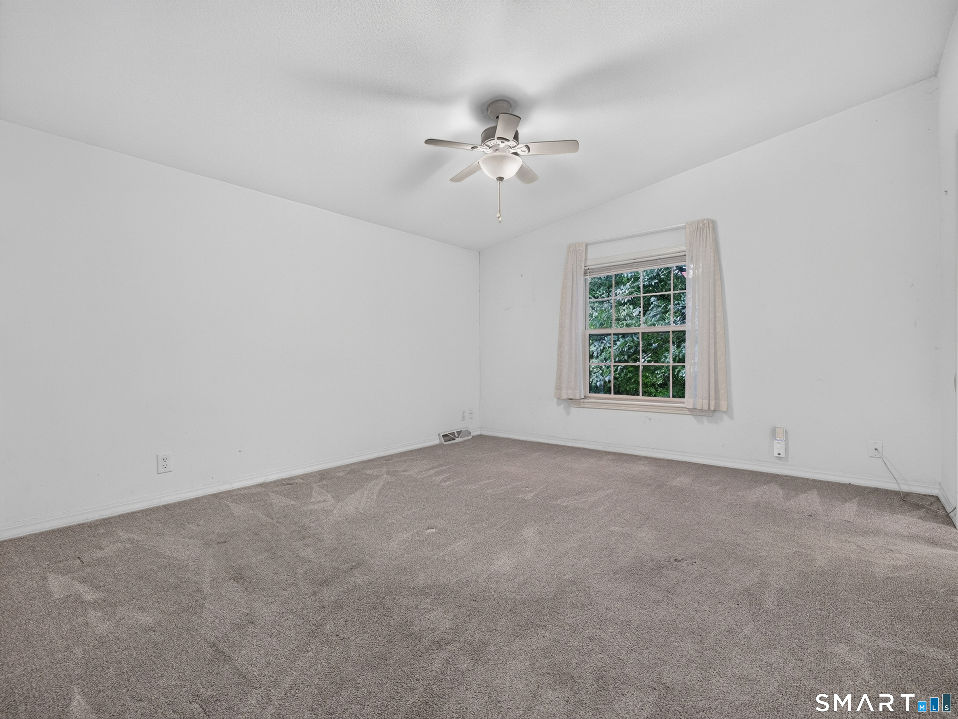 4 Cliff Road Ledyard CT 06339