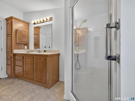 4 Cliff Road Ledyard CT 06339
