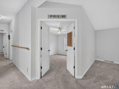 4 Cliff Road Ledyard CT 06339