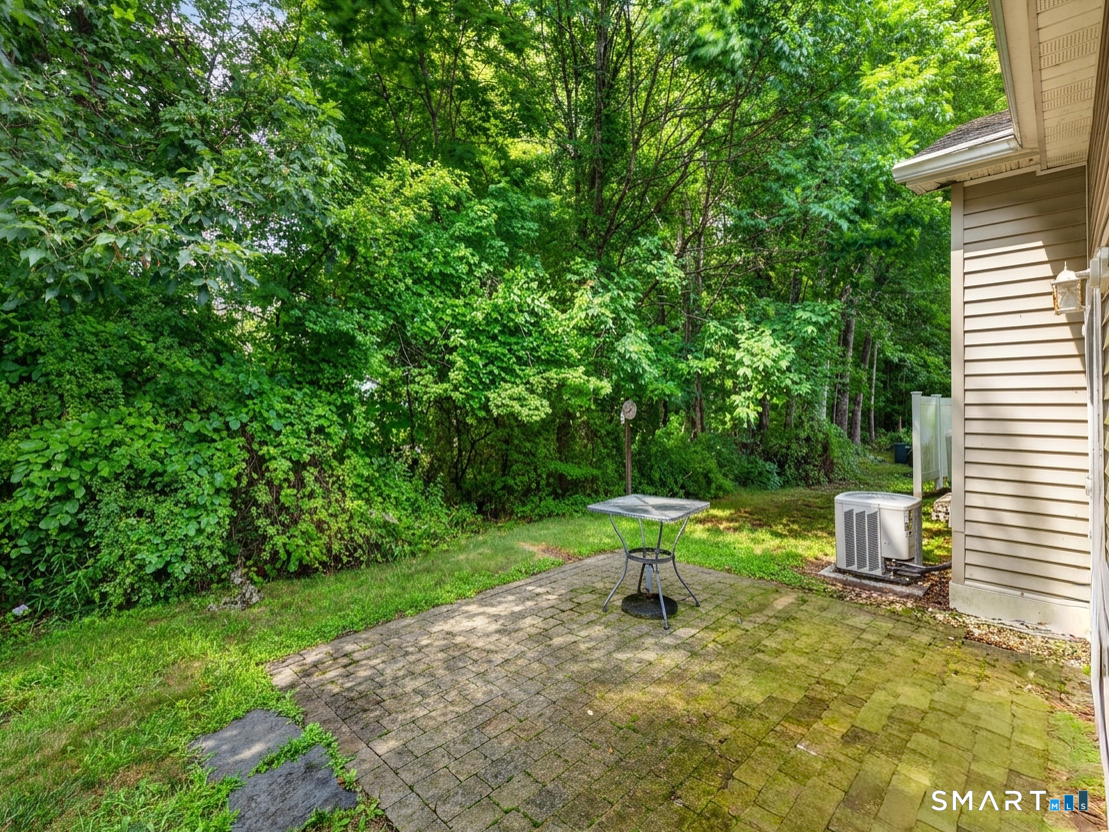4 Cliff Road Ledyard CT 06339
