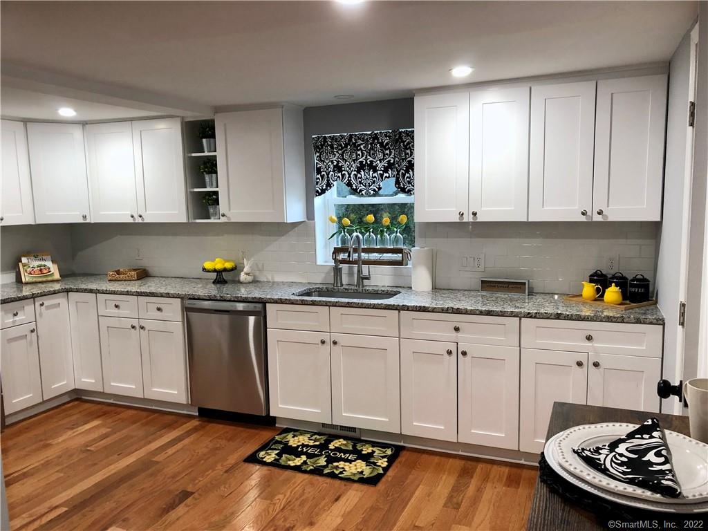 598 Randolph Road Middletown CT 06457