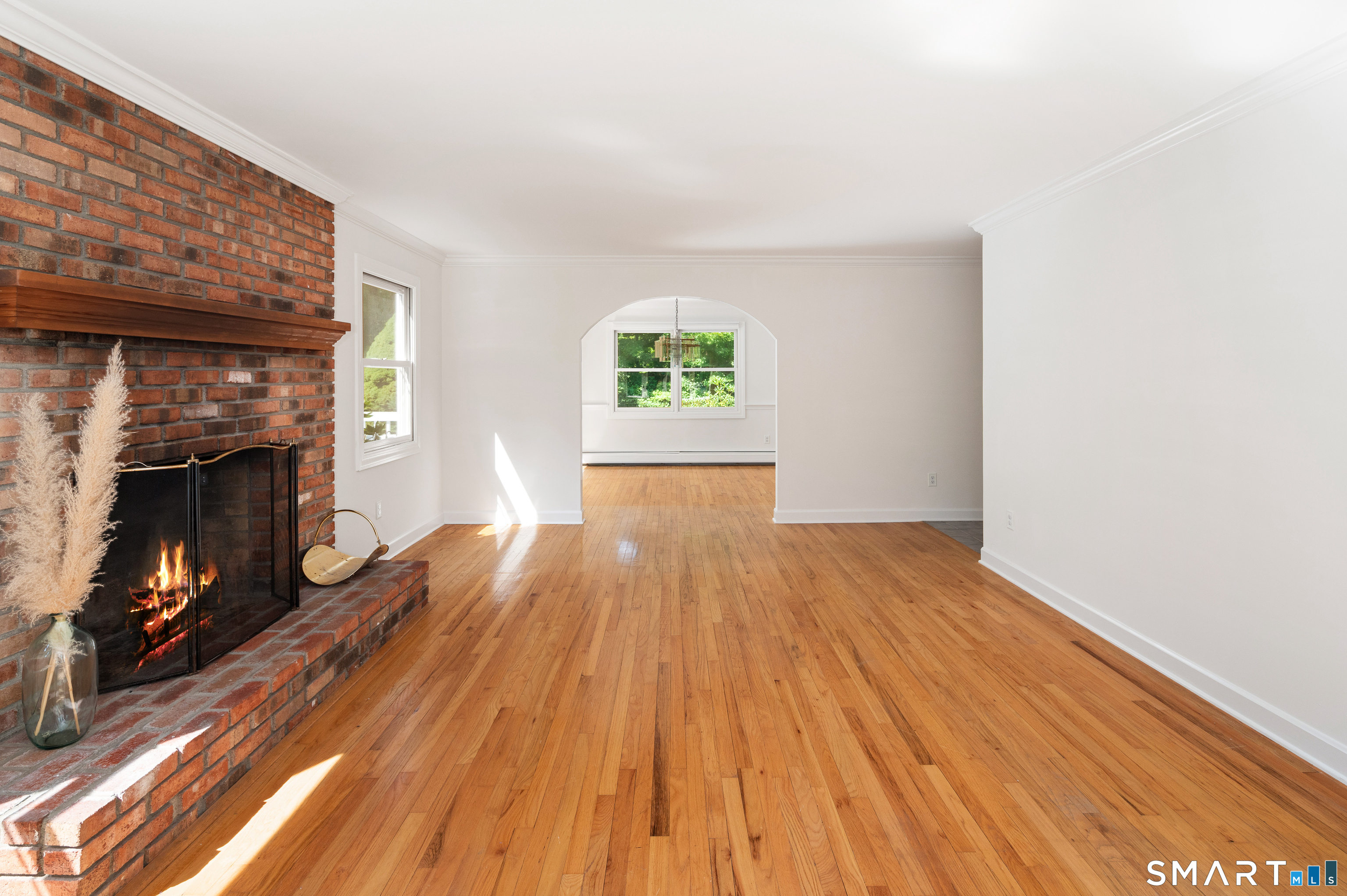 123 Cross Highway Redding CT 06896