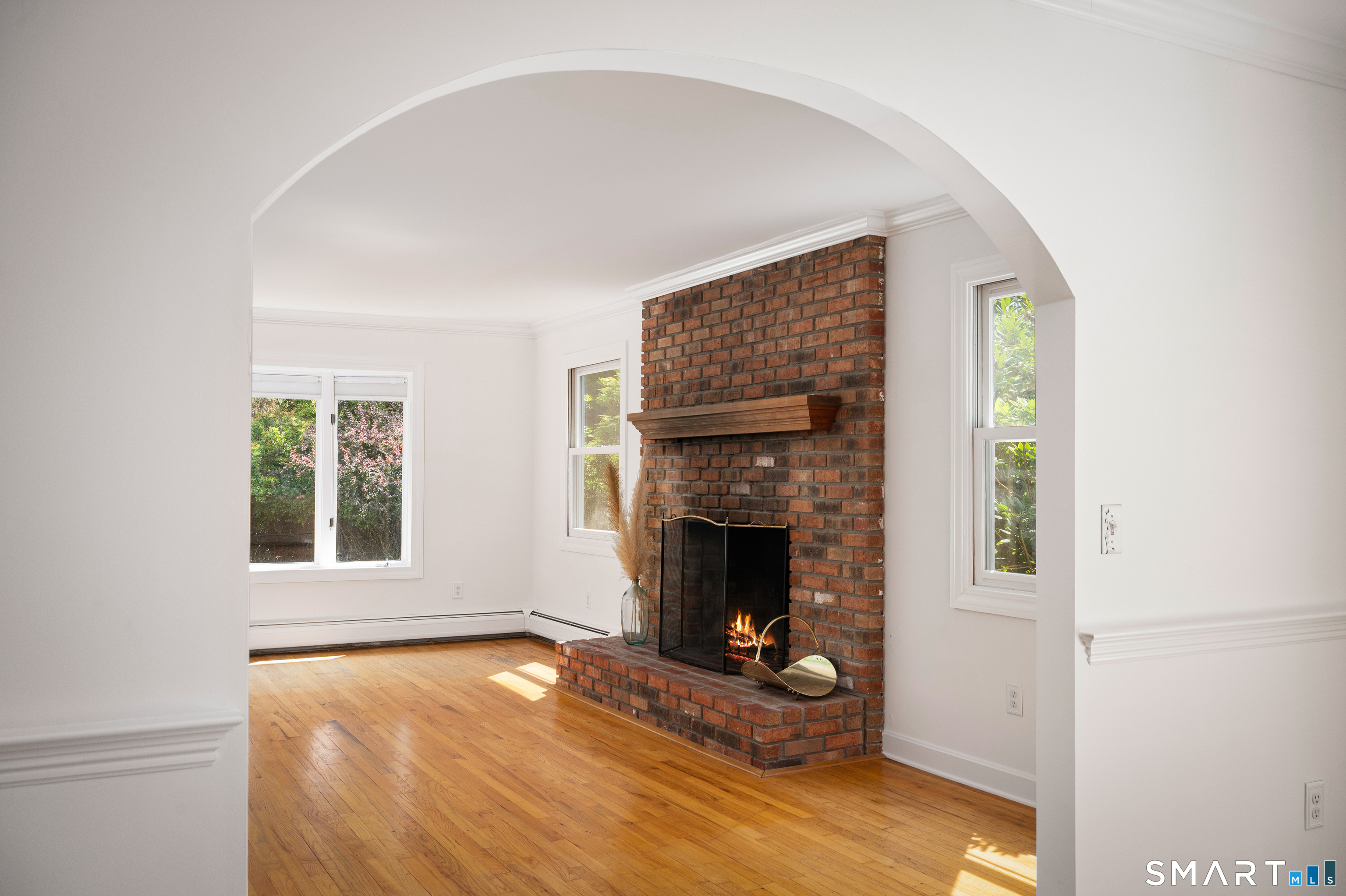 123 Cross Highway Redding CT 06896