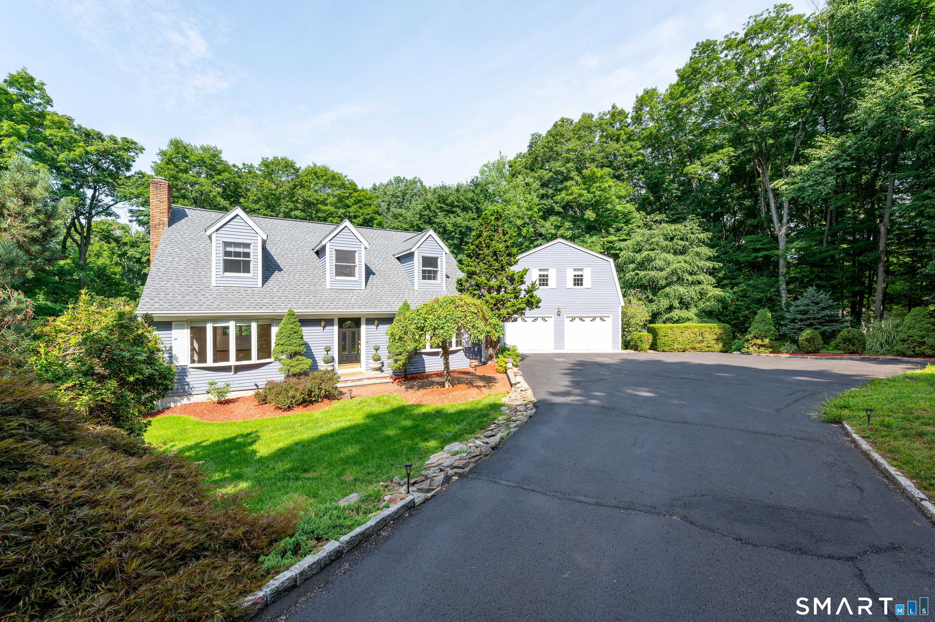 123 Cross Highway Redding CT 06896