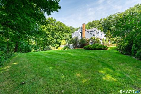 123 Cross Highway Redding CT 06896