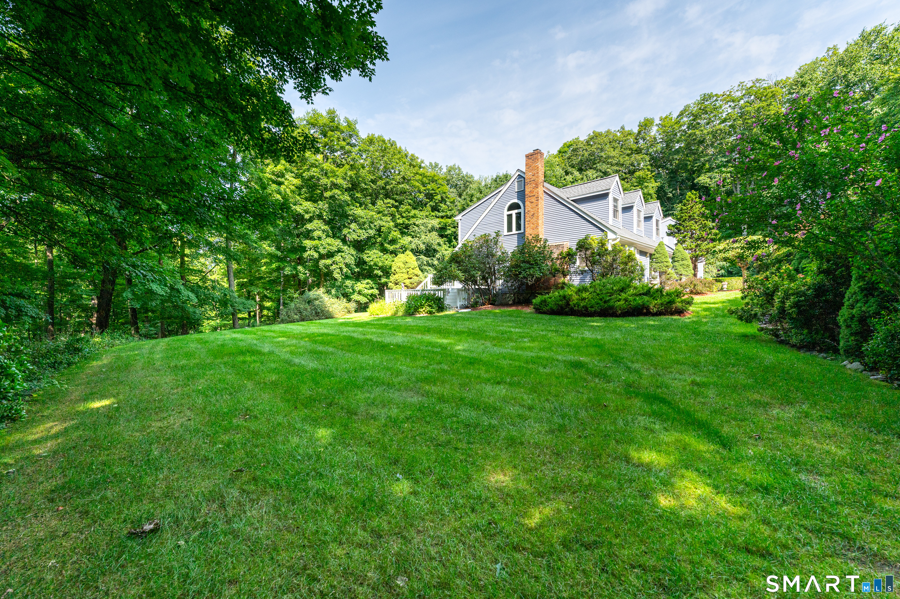 123 Cross Highway Redding CT 06896