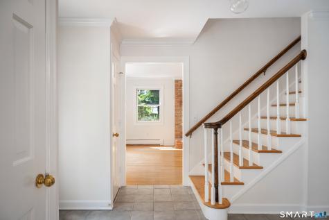 123 Cross Highway Redding CT 06896