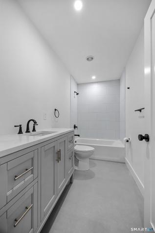 140 Mile Common Road Easton CT 06612